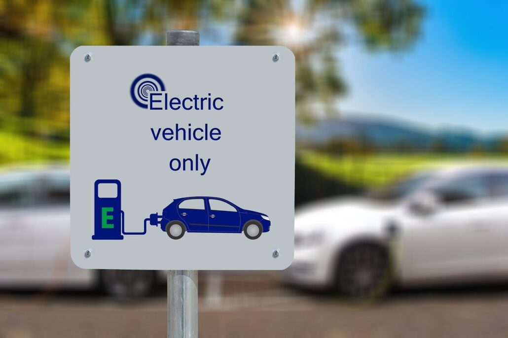 Cómo ahorrar energía en un coche eléctrico
